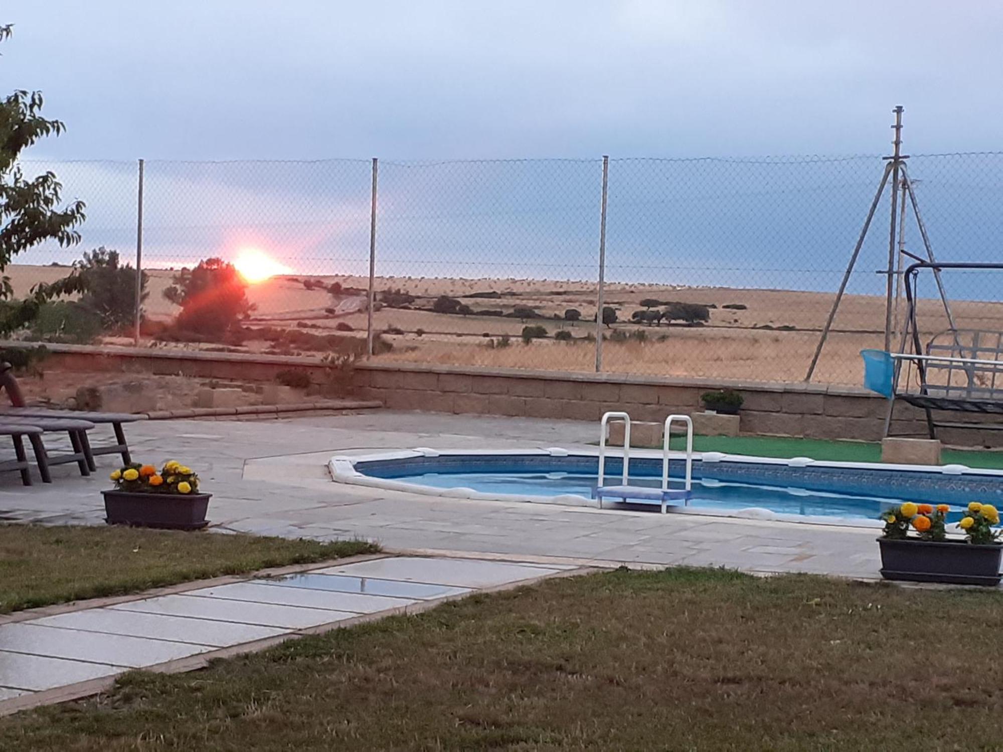 El Almendro Del Cura Villa Villarmayor  Екстериор снимка